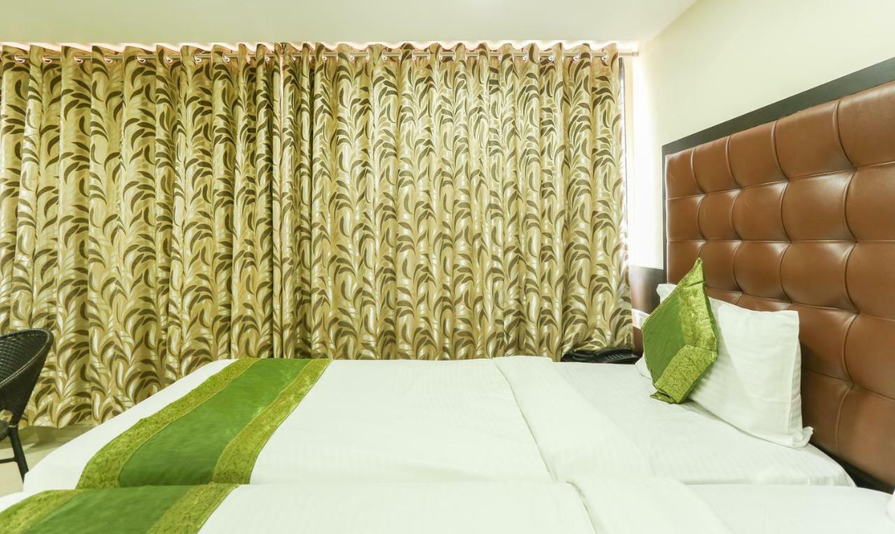 Treebo Trend Aviva Suites Mumbai Ngoại thất bức ảnh